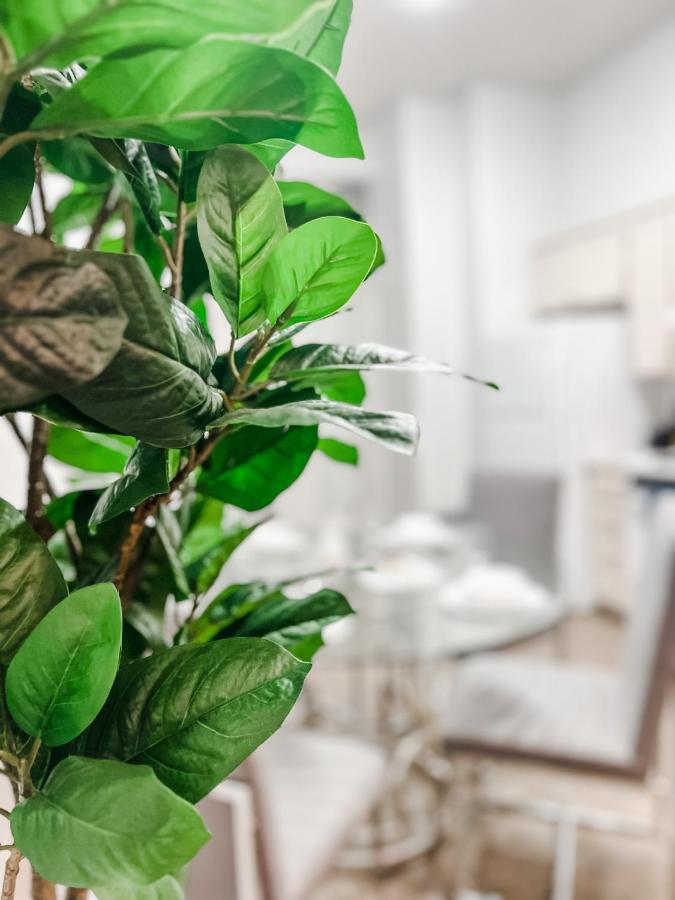 فندق Gaslamp 2Bdrm - W Parking & 4 Beds #404 سان دييغو المظهر الخارجي الصورة