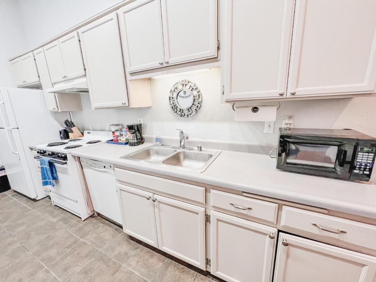 فندق Gaslamp 2Bdrm - W Parking & 4 Beds #404 سان دييغو المظهر الخارجي الصورة
