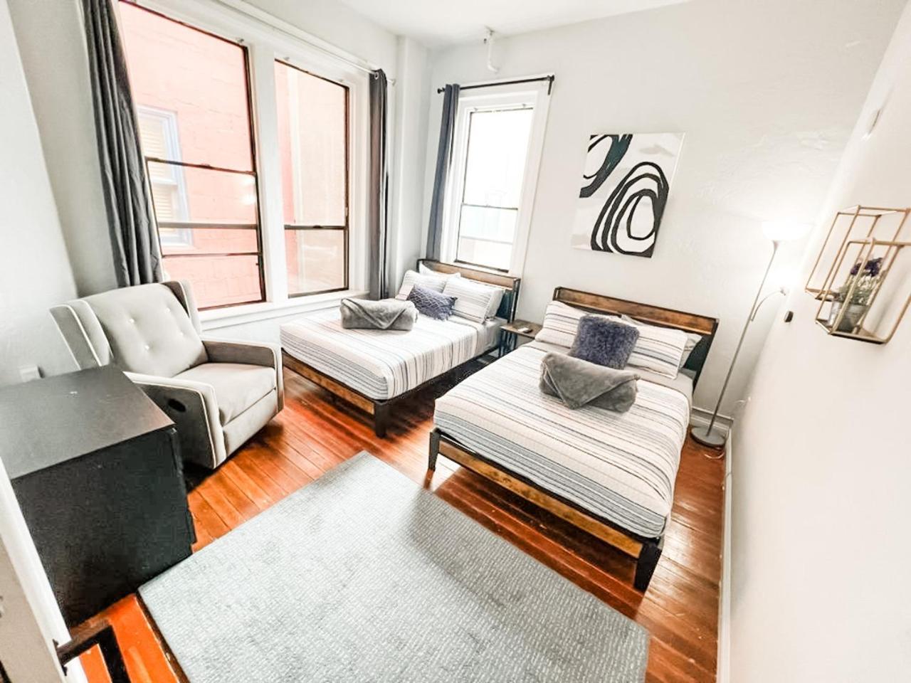 فندق Gaslamp 2Bdrm - W Parking & 4 Beds #404 سان دييغو المظهر الخارجي الصورة